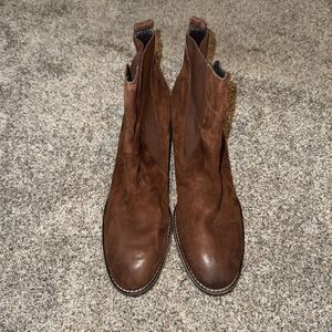 Size 8 Women’s- Paul Green Boots